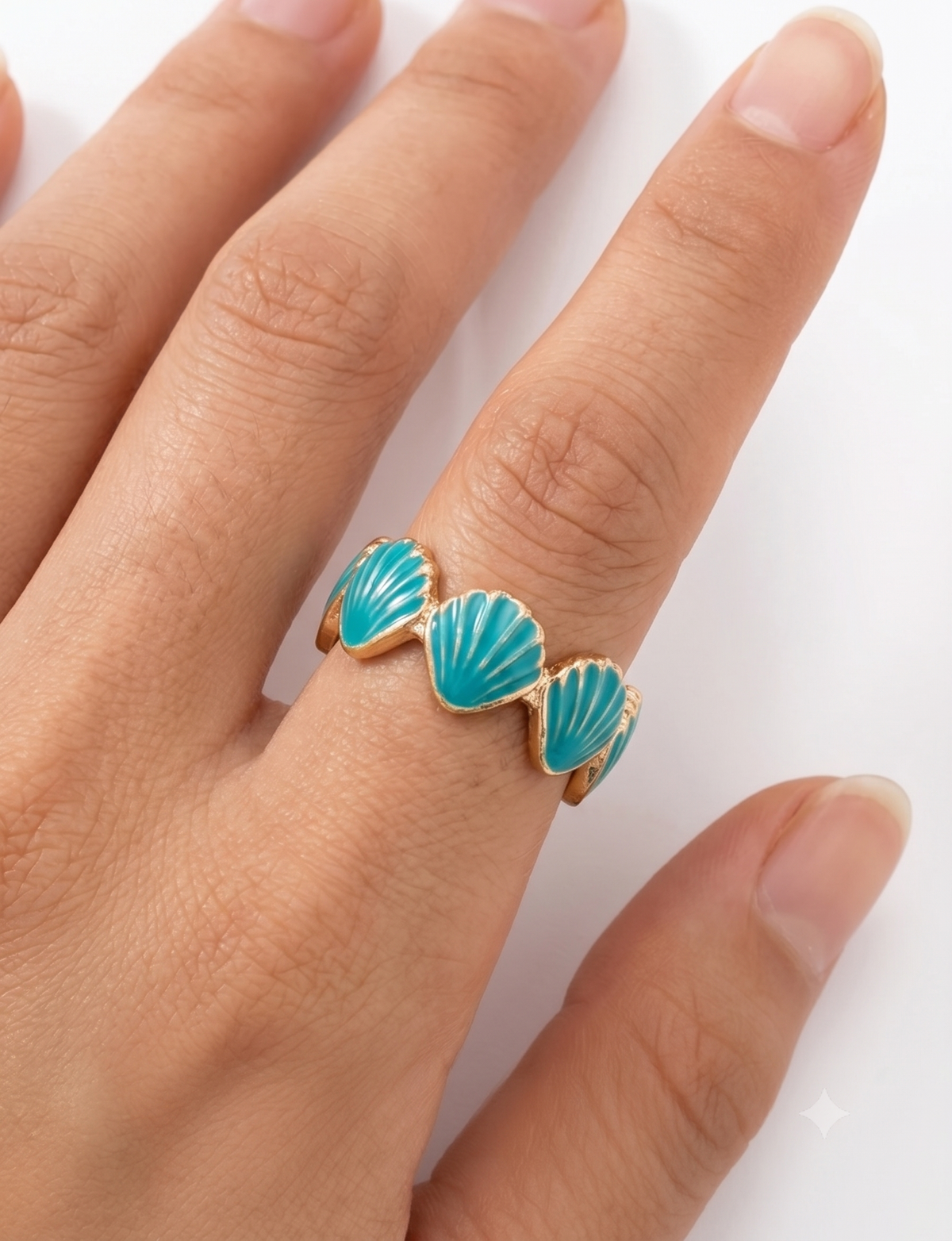 Classic Shell Ring