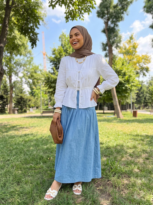 Classic Tie-Front Top